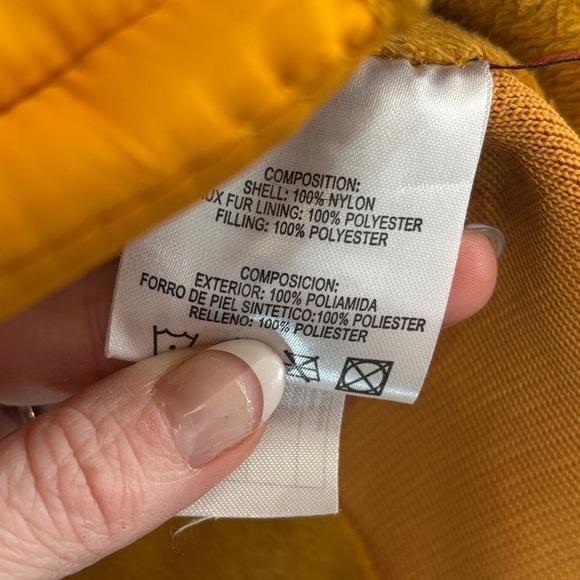 Yellow Quilted Puffer Vest with High Collar - Picture 4 of 4